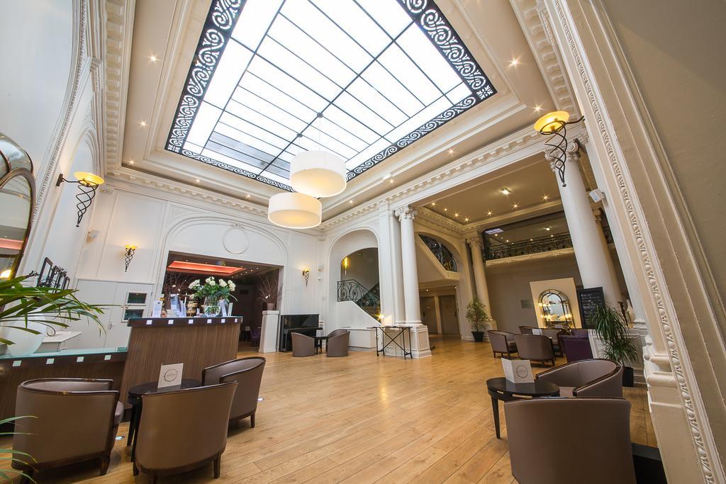 Mercure Lille Roubaix Grand Hotel Exterior photo